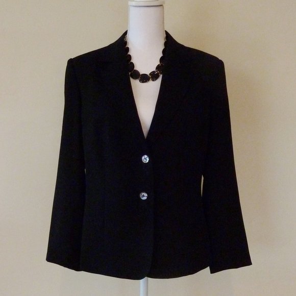 Career Blazer EUC Great Wardrobe Staple - Picture 2 of 8